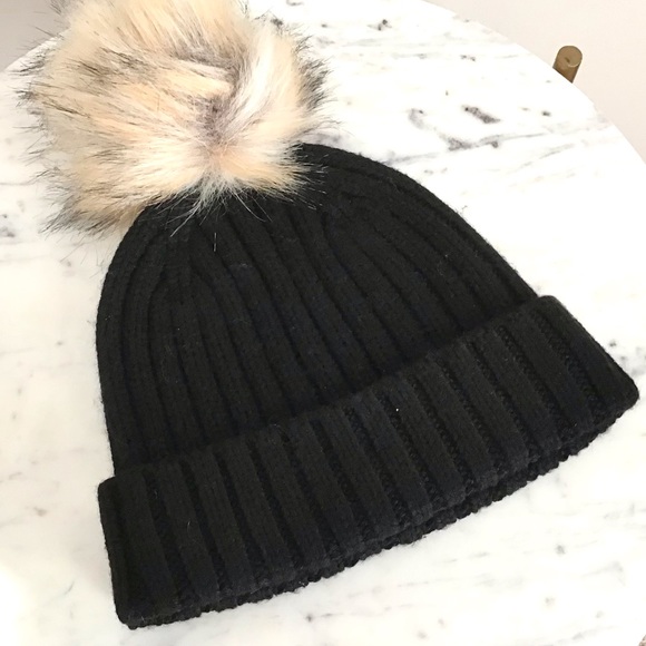 J. CREW Ribbed Beanie With Faux-Fur Pom-Pom NWT - Picture 7 of 9